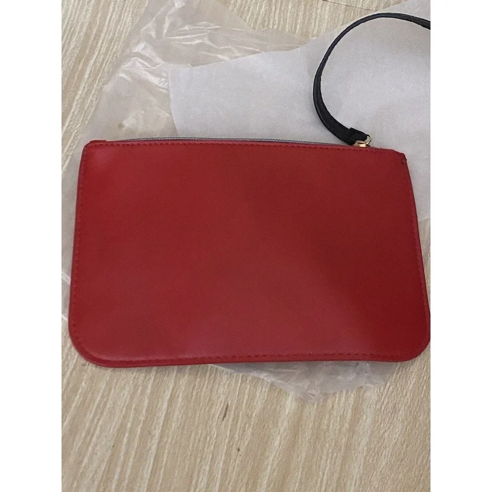 Red Victoria's Secret XOXO Hugs‎ And Kisses- Wristlet makeup Bag-8W-6H-NEW!
